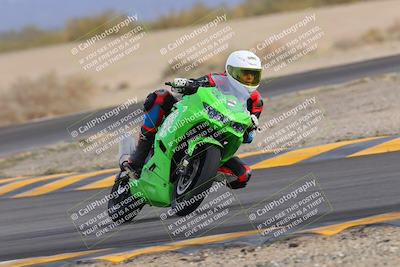 media/Dec-17-2022-SoCal Trackdays (Sat) [[224abd9271]]/Turn 15 (155pm)/